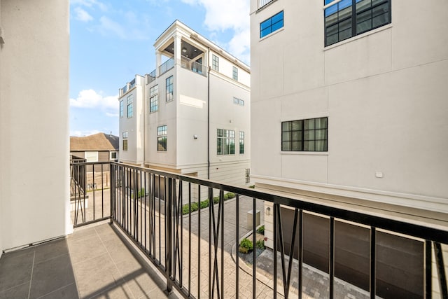 5820 Winsome Ln Unit B, Houston, TX 77057 - view of balcony