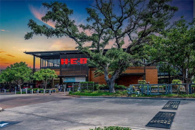 2110 Mason St, Houston, TX 77006 - view of building exterior