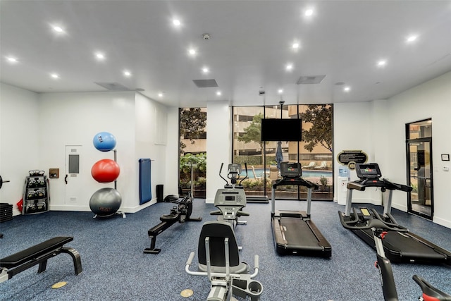 3350 Mccue Rd Unit 702, Houston, TX 77056 - exercise room with recessed lighting and floor to ceiling windows