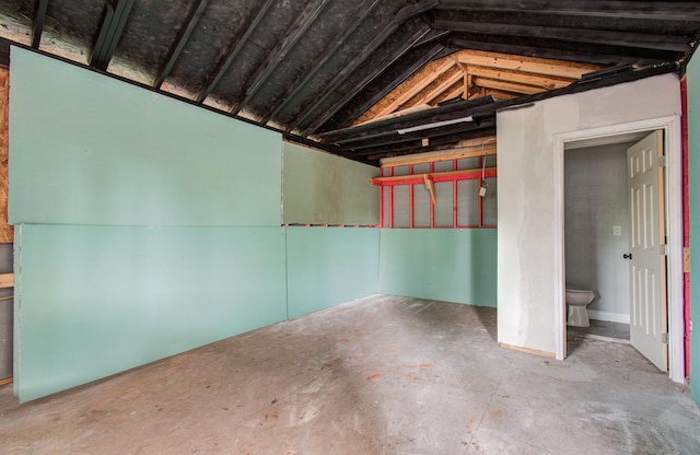 2711 Maury St, Houston, TX 77009 - view of garage