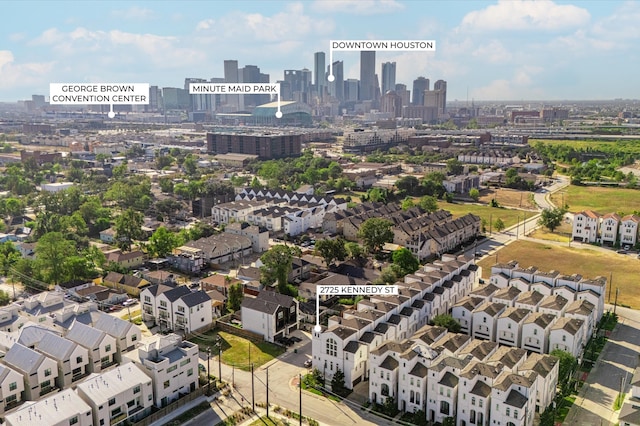 2725 Kennedy St, Houston, TX 77003 - drone / aerial view of a view of skyline