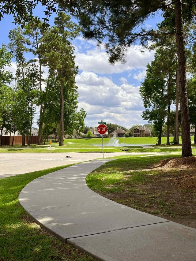 25981 N Kings Mill Ln, Kingwood, TX 77339 - photo 32