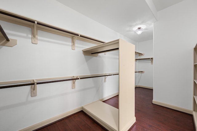 4603 Red Hawk Ct, Sugar Land, TX 77479 - walk in closet featuring wood-type flooring