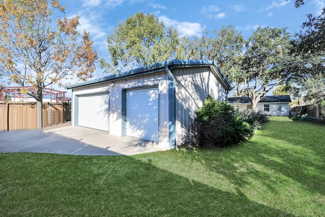 2606 Droxford Dr, Houston, TX 77008 - view of detached garage
