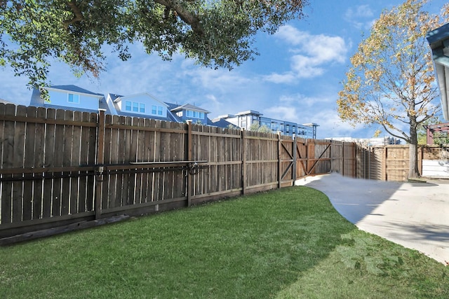 2606 Droxford Dr, Houston, TX 77008 - view of yard