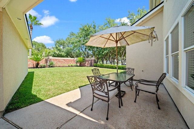 20002 Meadow Arbor Ct, Katy, TX 77450 - view of patio / terrace with outdoor dining space