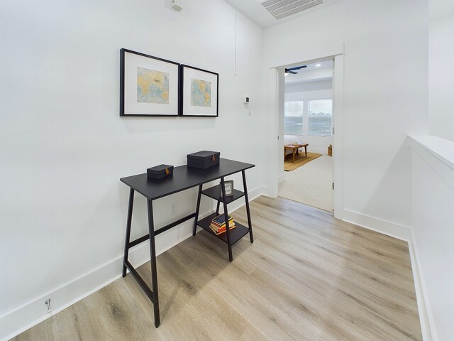 5914 Eastwood St, Houston, TX 77021 - office featuring light wood-type flooring and baseboards