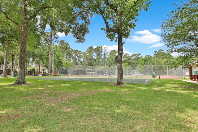 5610 Edgewick Ct, Houston, TX 77069 - view of yard with a tennis court