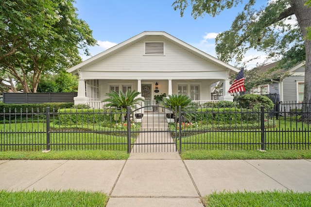 1033 Highland St, Houston, TX 77009