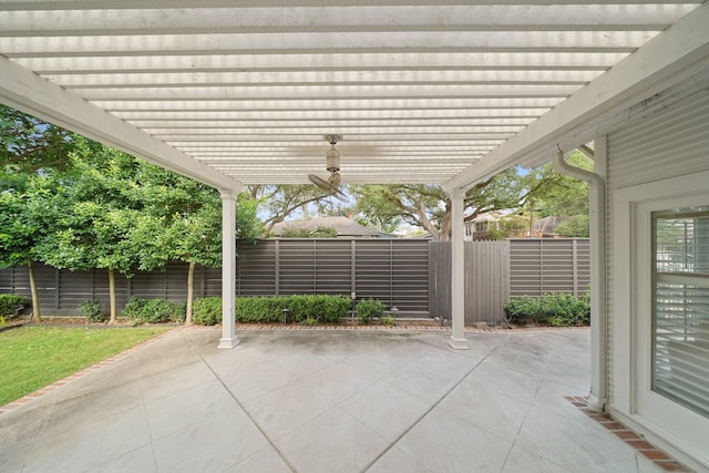 1033 Highland St, Houston, TX 77009