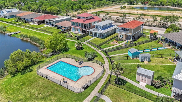 607 29th St, Dickinson, TX 77539 - bird's eye view of a nearby body of water and a pool