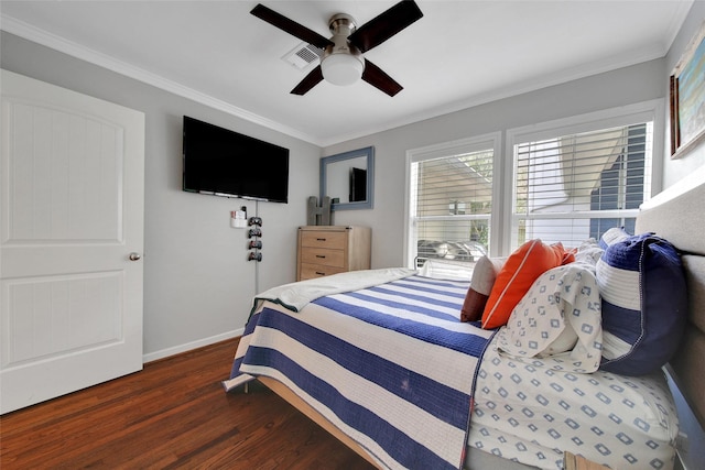 1345 Curtin St, Houston, TX 77018 - bedroom featuring wood finished floors, baseboards, crown molding, and a ceiling fan
