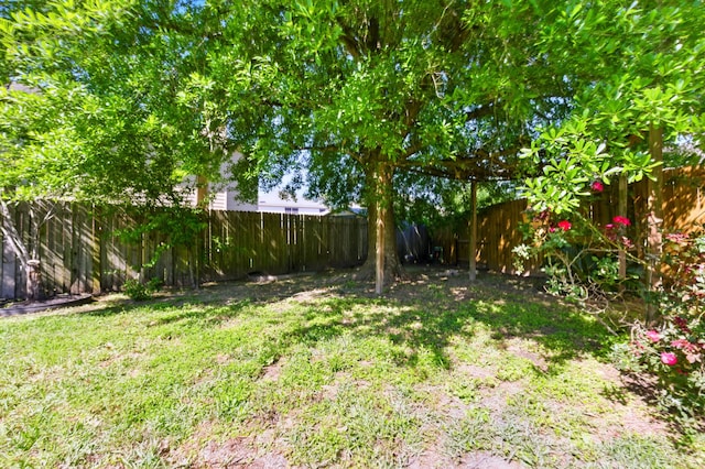 7918 Swan Ln, Baytown, TX 77523 - view of fenced backyard
