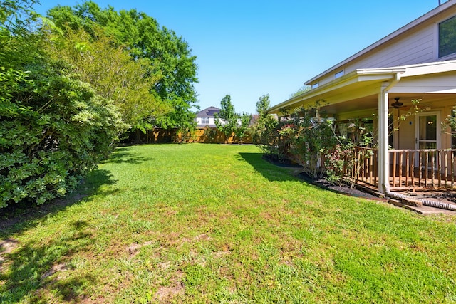 7918 Swan Ln, Baytown, TX 77523 - view of yard with a ceiling fan