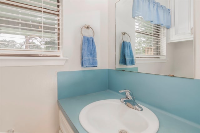 2207 Azalea Cir, Huntsville, TX 77340 - bathroom featuring a sink