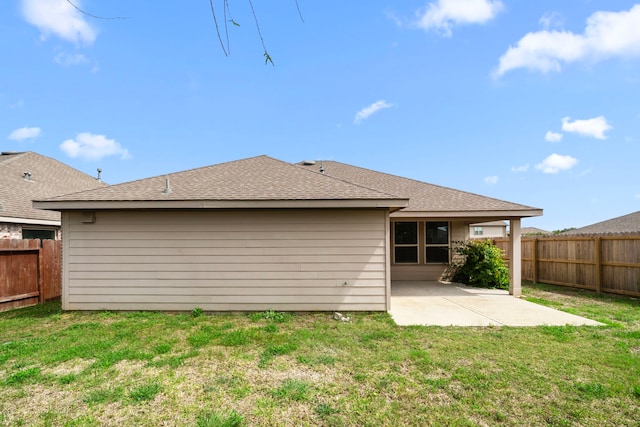 3105 Zachary Bay Ln, League City, TX 77539 - rear view of house featuring a patio area
