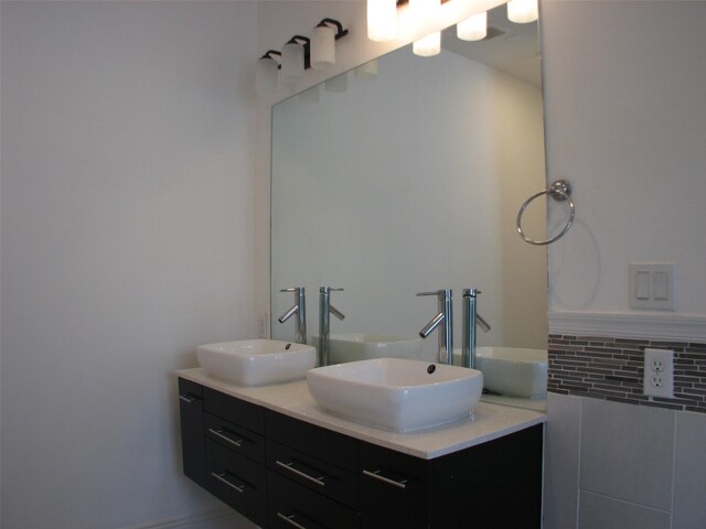 2405 Keene St, Houston, TX 77009 - full bathroom with double vanity