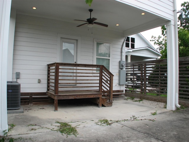 2405 Keene St, Houston, TX 77009 - view of patio with central AC unit and a ceiling fan