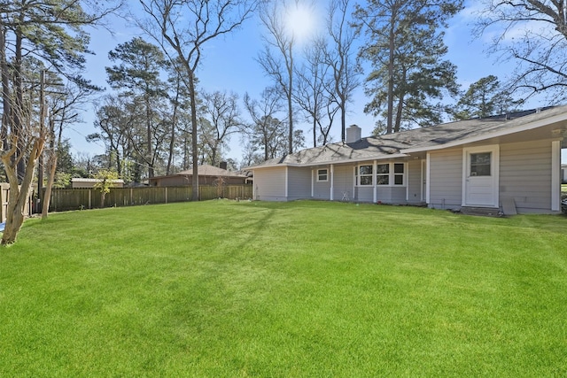 205 Elmwood St, Huntsville, TX 77320 - view of yard