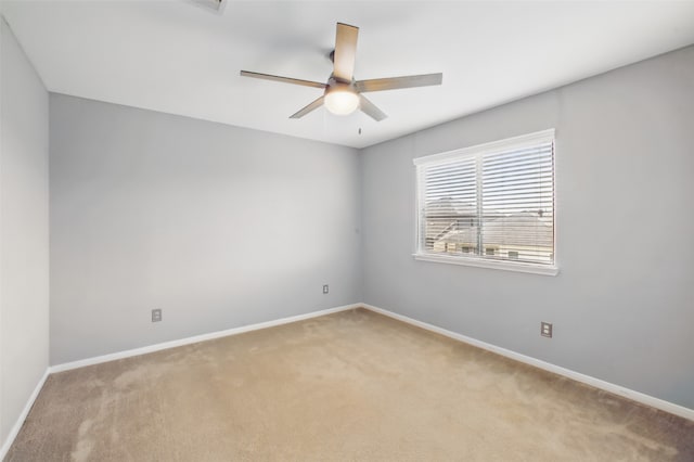 1193 Stallion Rdg, Alvin, TX 77511 - unfurnished room featuring carpet floors, a ceiling fan, and baseboards