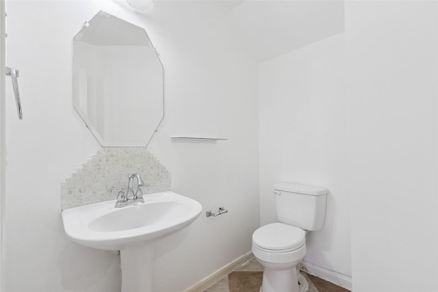 6414 Windmist Cir, Houston, TX 77084 - bathroom with toilet and baseboards