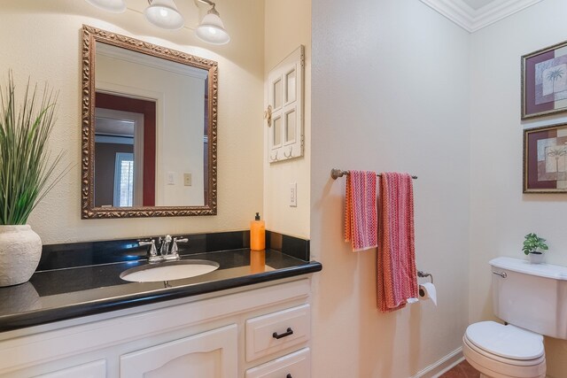 10022 Jan Glen Ln, Houston, TX 77070 - half bath with toilet, vanity, and crown molding