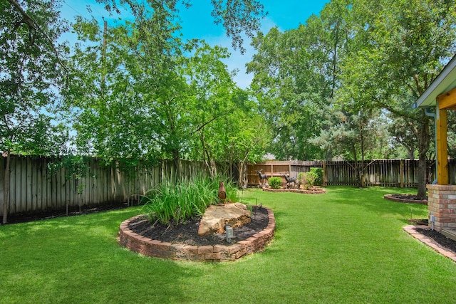 10022 Jan Glen Ln, Houston, TX 77070 - view of yard