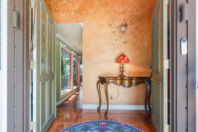 10022 Jan Glen Ln, Houston, TX 77070 - entrance foyer featuring baseboards