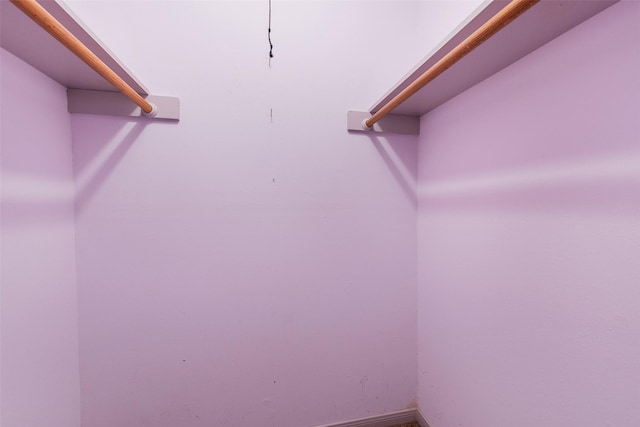 6046 Harbrook Dr, Houston, TX 77087 - view of spacious closet