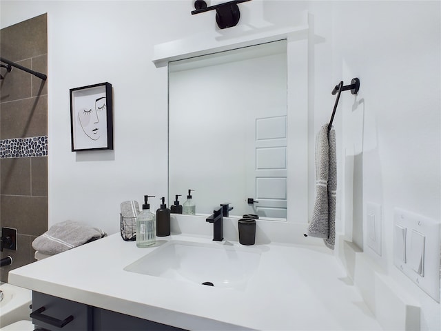 5808 Highland Sky Ln, Houston, TX 77091 - full bath with vanity