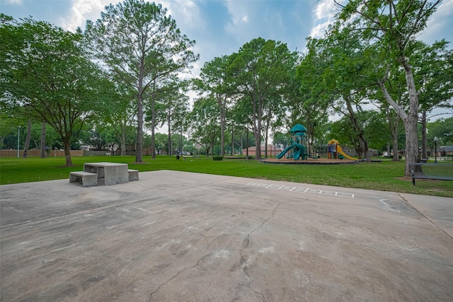 8547 Sparkling Springs Dr, Houston, TX 77095 - view of patio / terrace