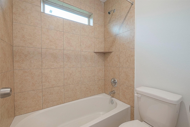 full bath with toilet and washtub / shower combination