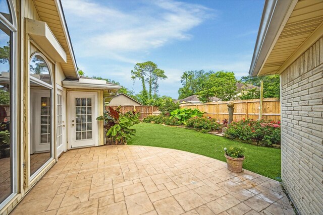 4114 Plumtree Ln, Seabrook, TX 77586 - view of patio / terrace