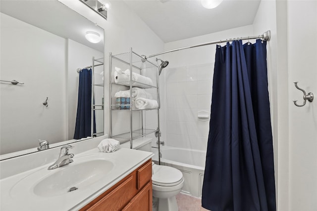 10826 Redstone Ct, Missouri City, TX 77459 - full bath featuring toilet, shower / bath combination with curtain, vanity, and tile patterned flooring