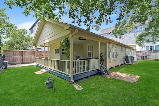 1731 W 22nd St, Houston, TX 77008 - rear view of house with ceiling fan and central AC unit