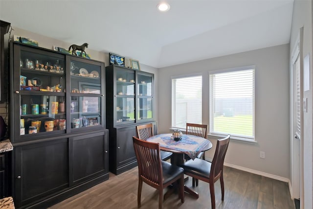 8434 Violet Hills Ln, Rosharon, TX 77583 - dining room with dark wood-style floors, baseboards, and recessed lighting