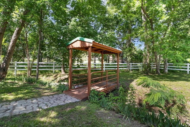 1000 W Polk St, Livingston, TX 77351 - view of yard