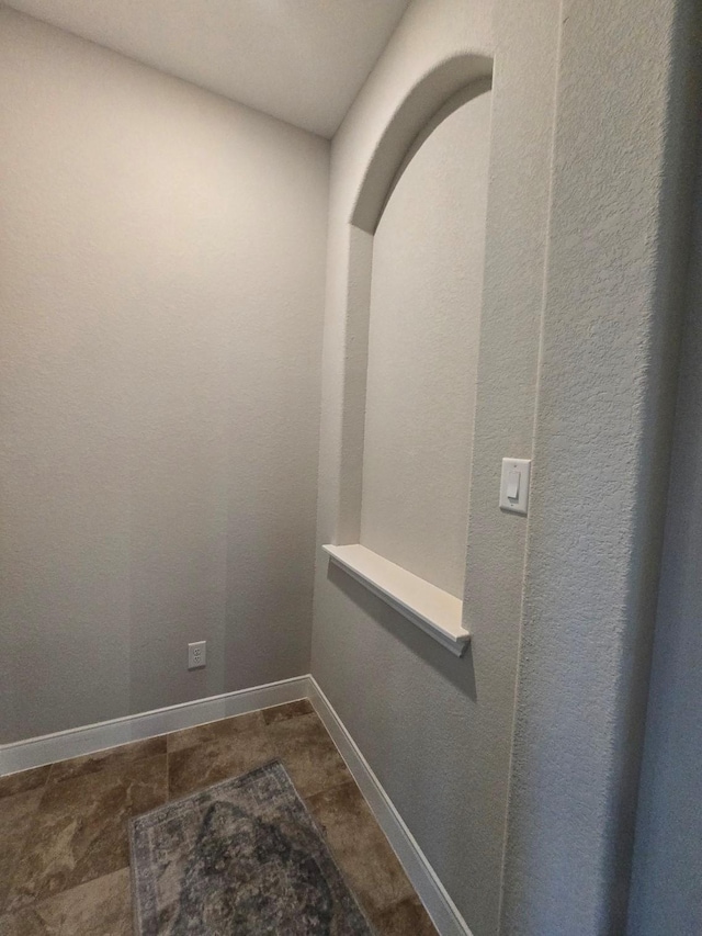 3207 Karleigh Way, Richmond, TX 77406 - corridor featuring baseboards
