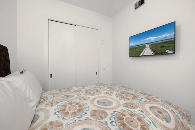 310 Padre Blvd Unit 2305, South Padre Island, TX 78597 - bedroom with a closet