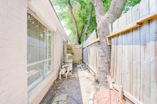 2806 Quail Valley E Dr, Missouri City, TX 77489 - view of patio / terrace with fence and a gate