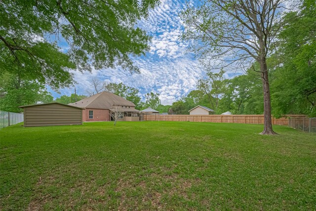 2409 Spears Dr, Humble, TX 77396 - view of yard