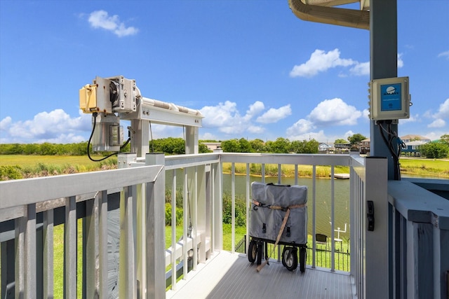 1623 25th St, Dickinson, TX 77539 - view of wooden terrace