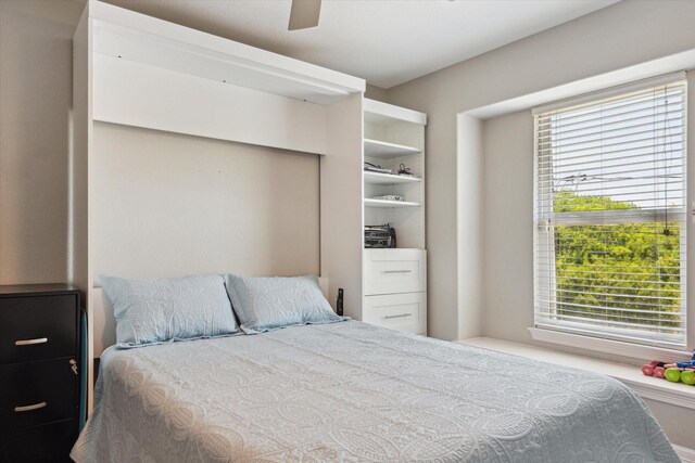 1623 25th St, Dickinson, TX 77539 - bedroom with ceiling fan