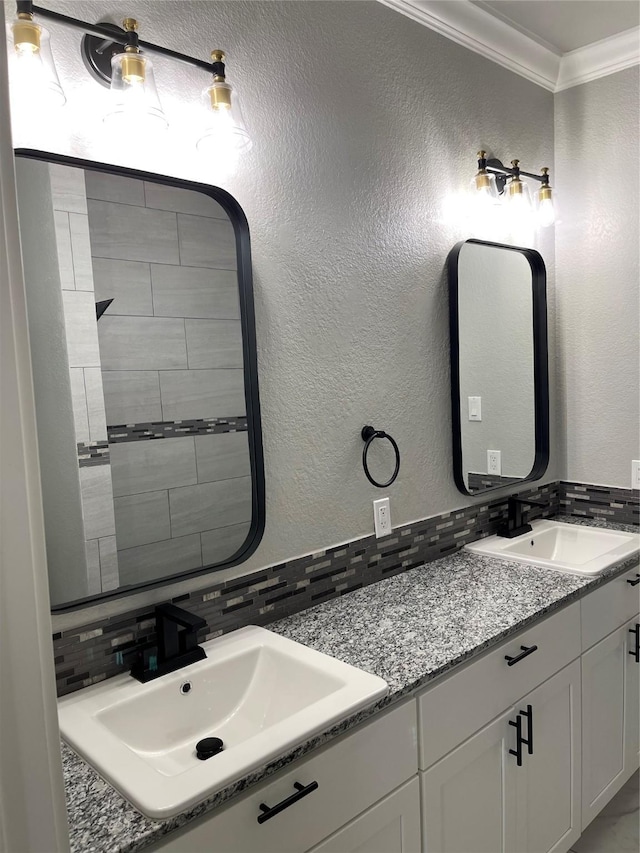 516 Battleview Rd, La Porte, TX 77571 - full bath featuring crown molding, tasteful backsplash, double vanity, and a textured wall