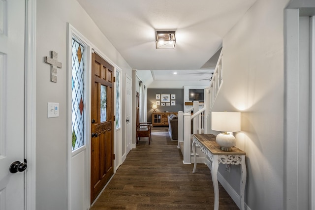 6111 Knollview Dr, Spring, TX 77389 - entrance foyer featuring dark wood-style floors and baseboards