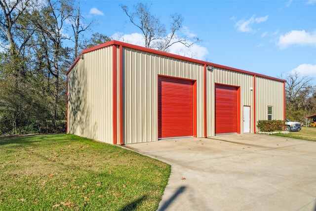96 Fm 2550th Rd, Huntsville, TX 77320 - view of outdoor structure featuring an outbuilding
