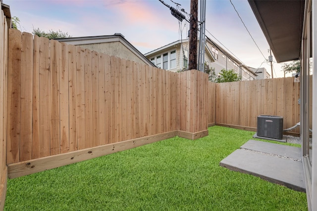 1209 W Bell St, Houston, TX 77019 - view of yard featuring central air condition unit