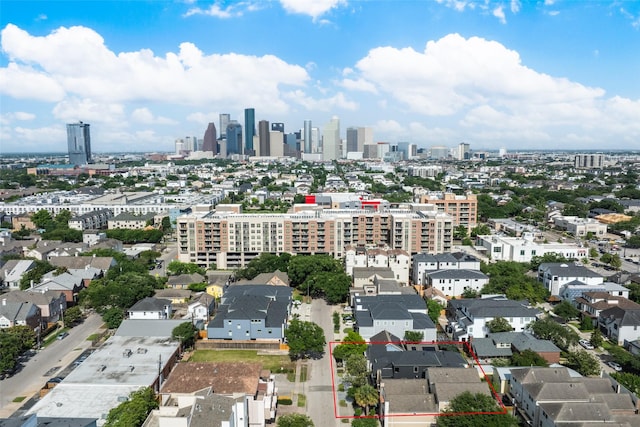 1209 W Bell St, Houston, TX 77019 - view of property location featuring a skyline view and property parcel outlined