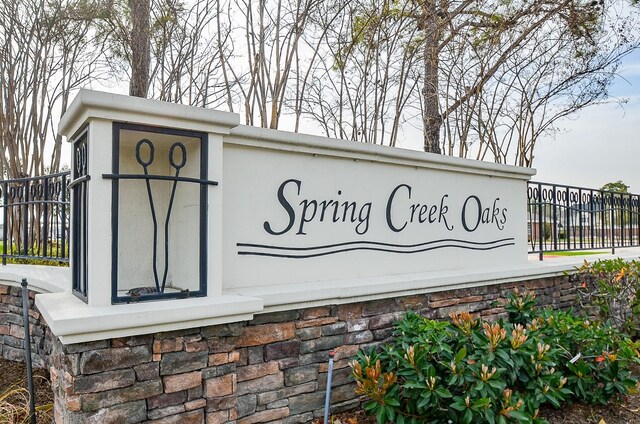 6207 Spring Creek Oaks Dr, Spring, TX 77379 - community sign with fence