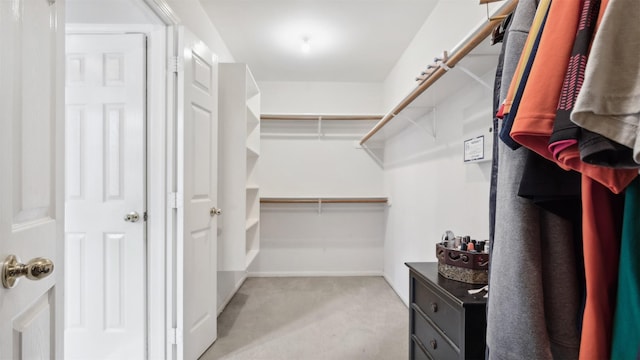 9618 Mystic Crossing Ct, Houston, TX 77065 - walk in closet featuring carpet floors